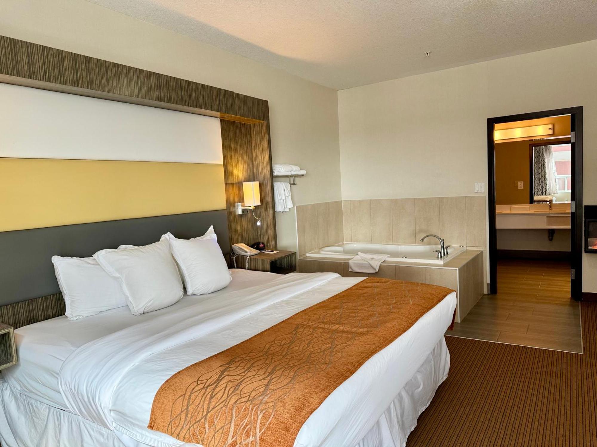 Southfort Inn Fort Saskatchewan المظهر الخارجي الصورة