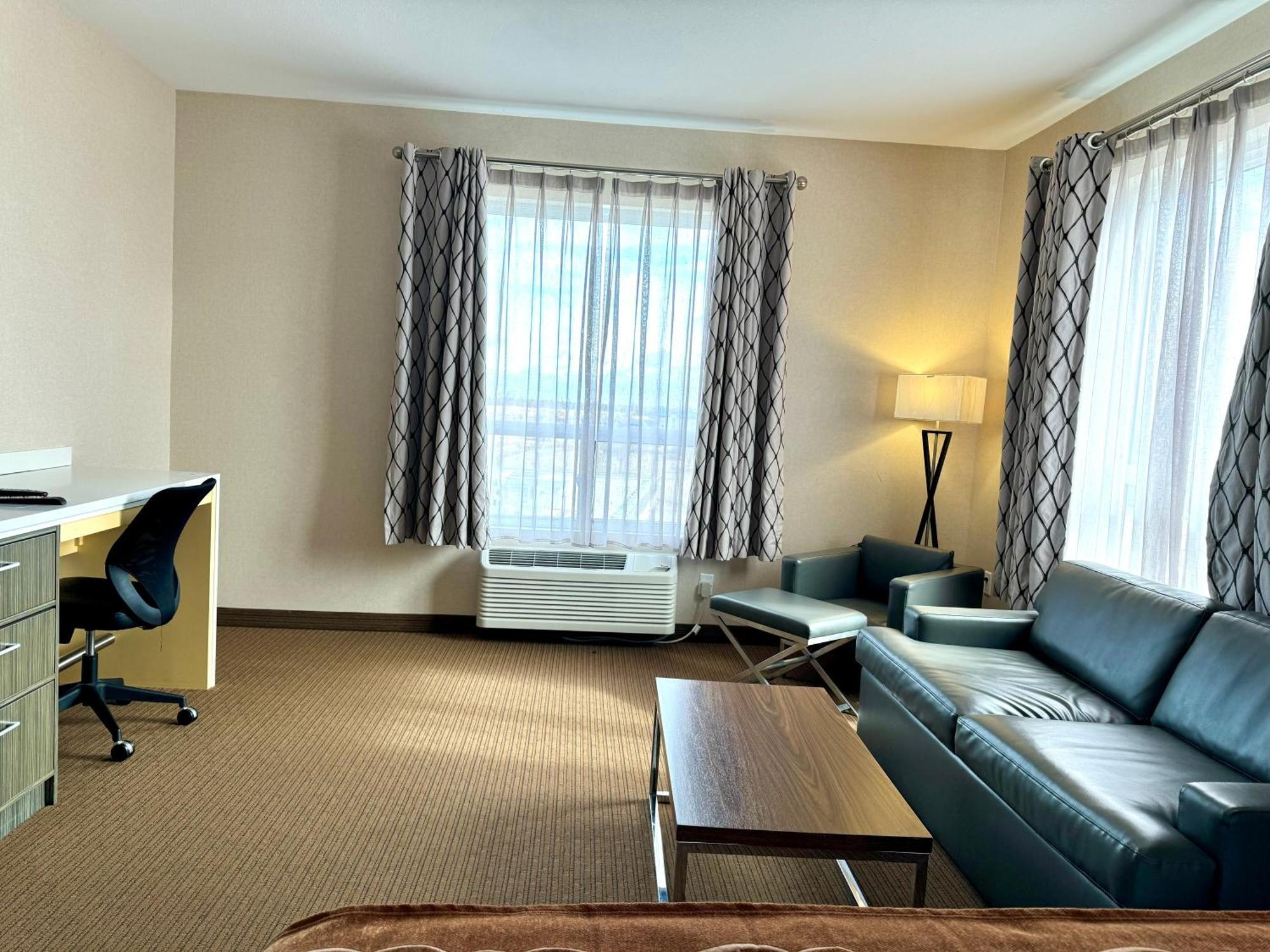 Southfort Inn Fort Saskatchewan المظهر الخارجي الصورة