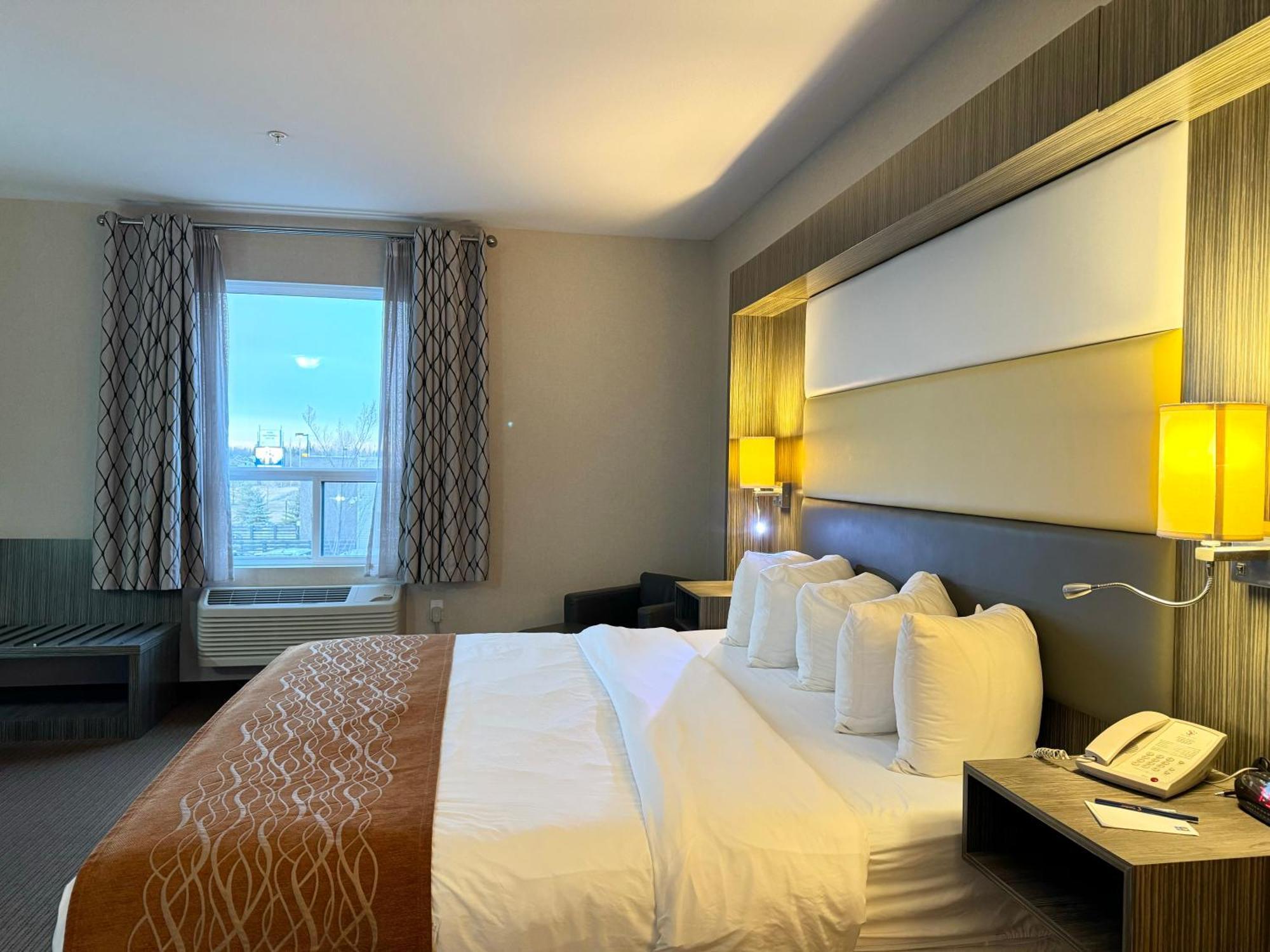 Southfort Inn Fort Saskatchewan المظهر الخارجي الصورة