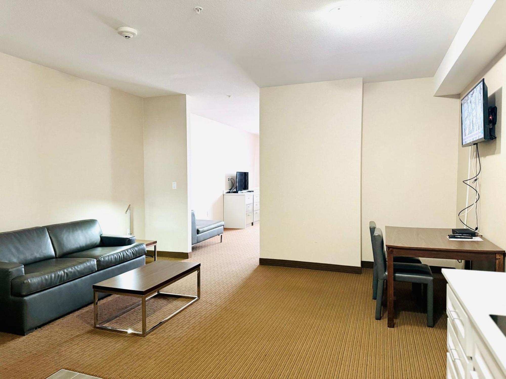 Southfort Inn Fort Saskatchewan الغرفة الصورة